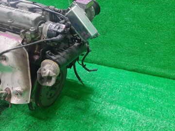 ДВИГАТЕЛЬ НА NISSAN LARGO W30 KA24DE