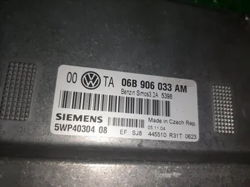 ДВИГАТЕЛЬ НА VOLKSWAGEN PASSAT 3B3 AZM