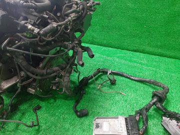 ДВИГАТЕЛЬ НА AUDI A4 8K2 CDNB