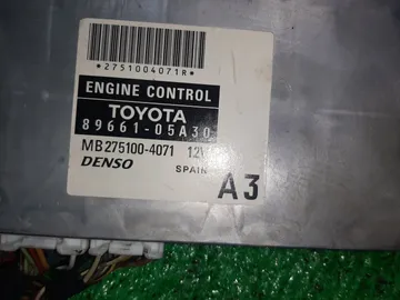 ДВИГАТЕЛЬ НА TOYOTA AVENSIS AZT251 2AZ-FSE