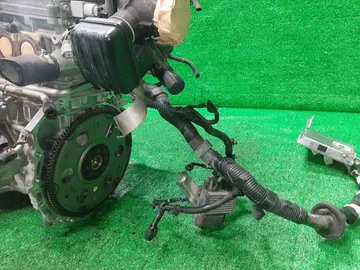 ДВИГАТЕЛЬ НА TOYOTA AVENSIS AZT251 2AZ-FSE