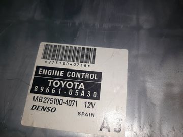 ДВИГАТЕЛЬ НА TOYOTA AVENSIS AZT251 2AZ-FSE