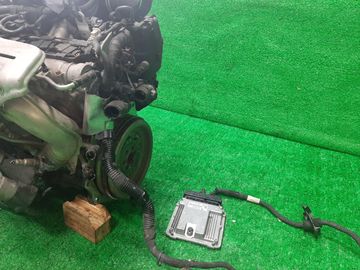 ДВИГАТЕЛЬ НА VOLKSWAGEN GOLF 1K1 BLG