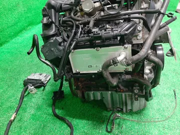 ДВИГАТЕЛЬ НА VOLKSWAGEN GOLF 1K1 CAXA