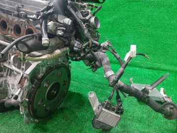 ДВИГАТЕЛЬ НА TOYOTA AVENSIS AZT250 1AZ-FSE