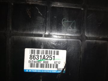 ДВИГАТЕЛЬ НА MITSUBISHI LANCER CEDIA CS2W 4G15