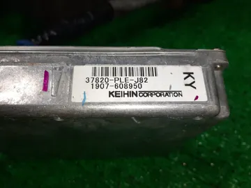 ДВИГАТЕЛЬ НА HONDA CIVIC EU1 D15B