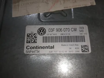 ДВИГАТЕЛЬ НА VOLKSWAGEN NEW BEETLE 5C1 CBZB