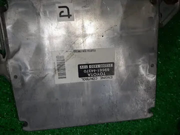 ДВИГАТЕЛЬ НА TOYOTA IPSUM ACM26W 2AZ-FE