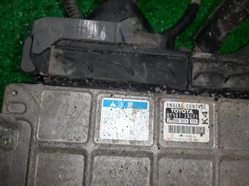 ДВИГАТЕЛЬ НА TOYOTA VOXY ZRR75G 3ZR-FE