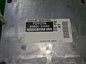 ДВИГАТЕЛЬ НА TOYOTA CORONA PREMIO ST210 3S-FE