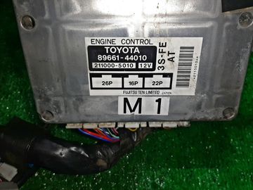 ДВИГАТЕЛЬ НА TOYOTA IPSUM SXM10 3S-FE