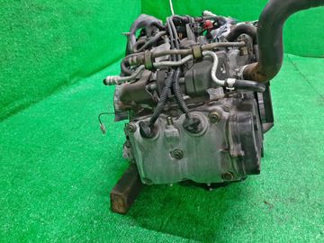 ДВИГАТЕЛЬ НА SUBARU FORESTER SG5 EJ202