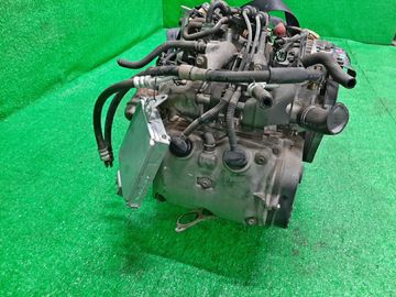 ДВИГАТЕЛЬ НА SUBARU FORESTER SG5 EJ202