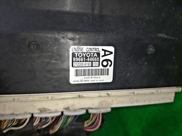 ДВИГАТЕЛЬ НА TOYOTA ISIS ZGM10 2ZR-FAE