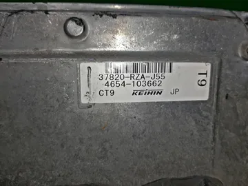 ДВИГАТЕЛЬ НА HONDA CR-V RE4 K24A