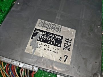 ДВИГАТЕЛЬ НА TOYOTA HIACE REGIUS RCH47 3RZ-FE