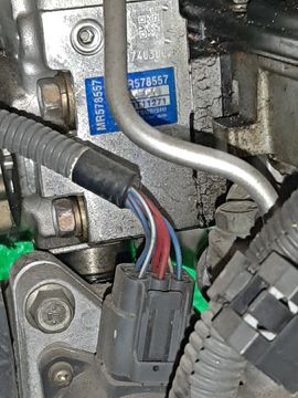 ДВИГАТЕЛЬ НА MITSUBISHI DION CR5W 4G93T