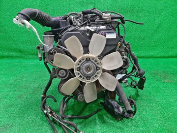 ДВИГАТЕЛЬ НА TOYOTA GRANVIA VCH10 5VZ-FE