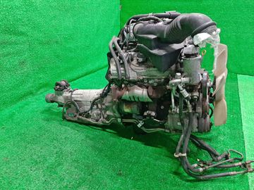 ДВИГАТЕЛЬ НА TOYOTA GRANVIA VCH10 5VZ-FE