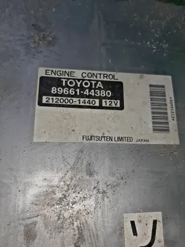 ДВИГАТЕЛЬ НА TOYOTA IPSUM ACM21 2AZ-FE