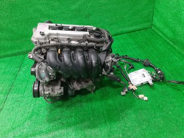 ДВИГАТЕЛЬ НА TOYOTA ISIS ZNM10G 1ZZ-FE