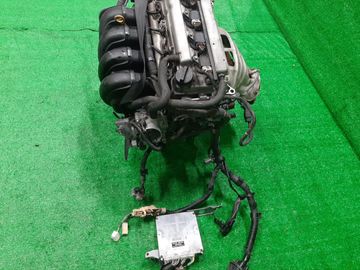 ДВИГАТЕЛЬ НА TOYOTA ISIS ZNM10G 1ZZ-FE