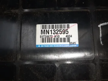 ДВИГАТЕЛЬ НА MITSUBISHI PAJERO V75W 6G74