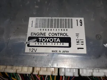 ДВИГАТЕЛЬ НА TOYOTA RUNX NZE121 1NZ-FE