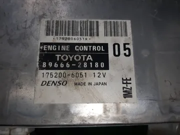 ДВИГАТЕЛЬ НА TOYOTA ESTIMA MCR40W 1MZ-FE
