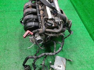 ДВИГАТЕЛЬ НА TOYOTA ISIS ZNM10G 1ZZ-FE
