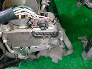 ДВИГАТЕЛЬ НА MITSUBISHI RVR GA3W 4B10