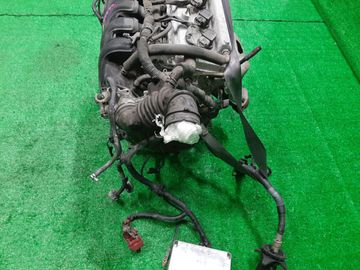 ДВИГАТЕЛЬ НА TOYOTA RUNX NZE121 1NZ-FE