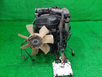 ДВИГАТЕЛЬ НА TOYOTA PROGRES JCG11 2JZ-GE