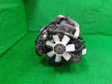 ДВИГАТЕЛЬ НА NISSAN LARGO W30 KA24DE