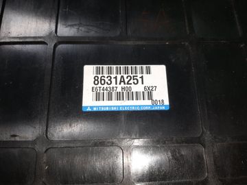 ДВИГАТЕЛЬ НА MITSUBISHI LANCER CEDIA CS2W 4G15