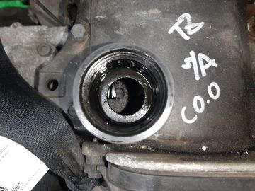 ДВИГАТЕЛЬ НА TOYOTA GRAND HIACE KCH16W 1KZ-TE