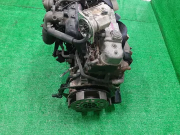 ДВИГАТЕЛЬ НА ISUZU ELF NHS69 4JG2