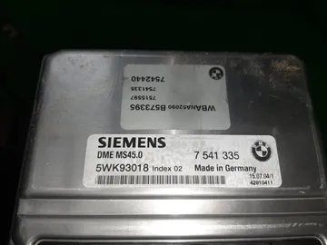 ДВИГАТЕЛЬ НА BMW 525I E60 256S5