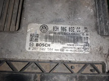 ДВИГАТЕЛЬ НА VOLKSWAGEN TOUAREG 7LA BHK