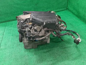ДВИГАТЕЛЬ НА HONDA CIVIC EU3 D17A