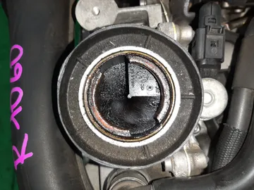 ДВИГАТЕЛЬ НА VOLKSWAGEN GOLF 1K1 BMY