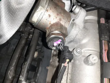 ДВИГАТЕЛЬ НА VOLKSWAGEN GOLF 1K1 CAXA