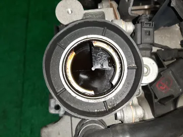 ДВИГАТЕЛЬ НА VOLKSWAGEN GOLF 1K1 CAXA