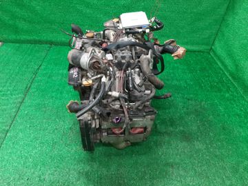 ДВИГАТЕЛЬ НА SUBARU FORESTER SF5 EJ205