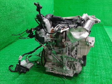 ДВИГАТЕЛЬ НА VOLKSWAGEN GOLF 5G1 CHP