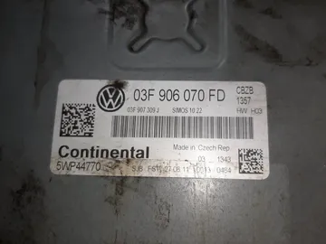 ДВИГАТЕЛЬ НА VOLKSWAGEN POLO 6R1 CBZB