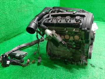 ДВИГАТЕЛЬ НА AUDI A4 8E ALT