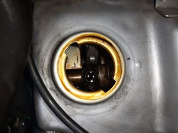 ДВИГАТЕЛЬ НА MITSUBISHI LANCER CEDIA CS2W 4G15