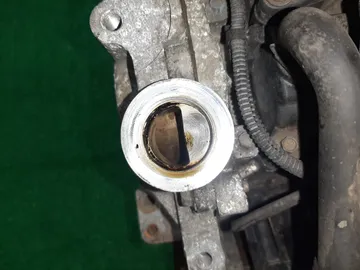 ДВИГАТЕЛЬ НА NISSAN SERENA C25 MR20DE